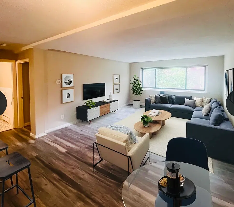 2 bed, 750 sqft, $2,800 — Photo 1