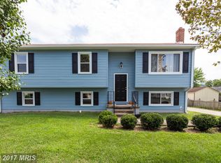 10782 Blake Ln, Bealeton, VA 22712