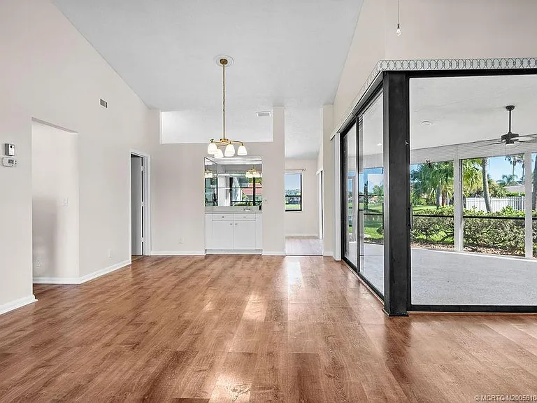 2386 SW Creekside Dr — Photo 13