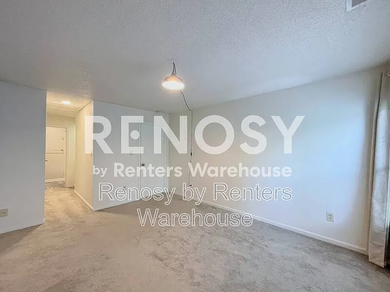 5310 Lake Victoria Arch — Photo 17