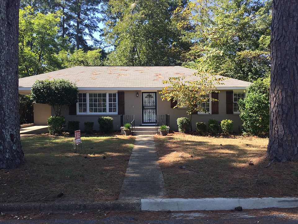 1st image of 325 30th St E