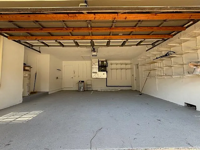 4853 NW 66th Ave — Photo 27