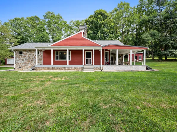 1676 White Oak Rd, Stamping Ground, KY 40379