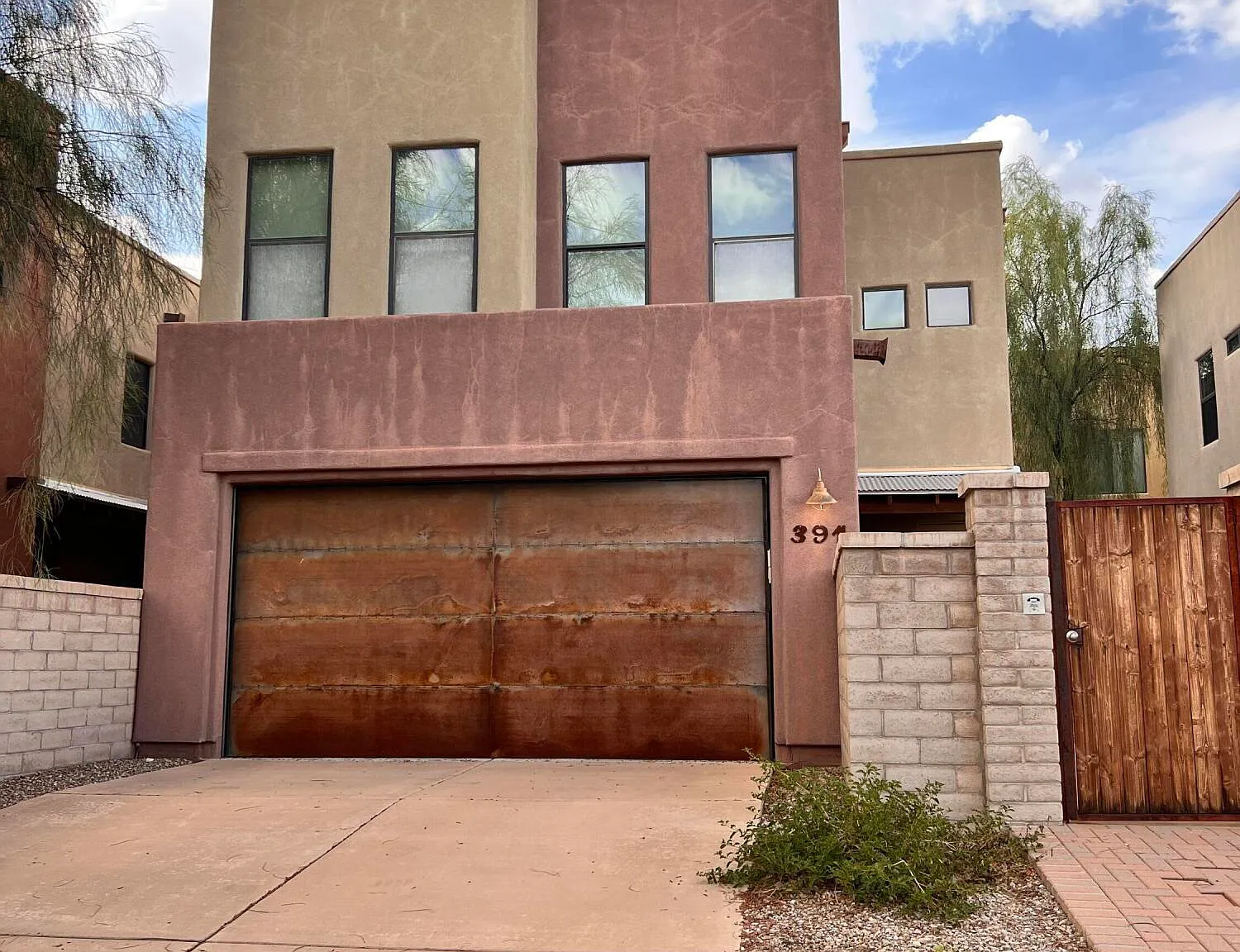3 bed, 2.5 bath, 1630 sqft, $2,150 — Photo 1