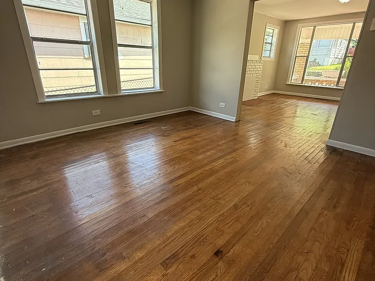 806 Gamma St S — Photo 8