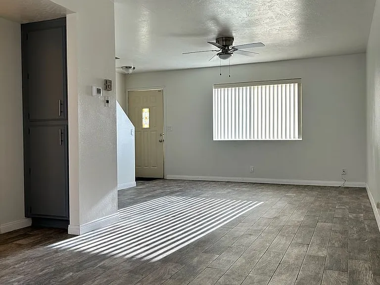 1017 Perdew Ave — Photo 5