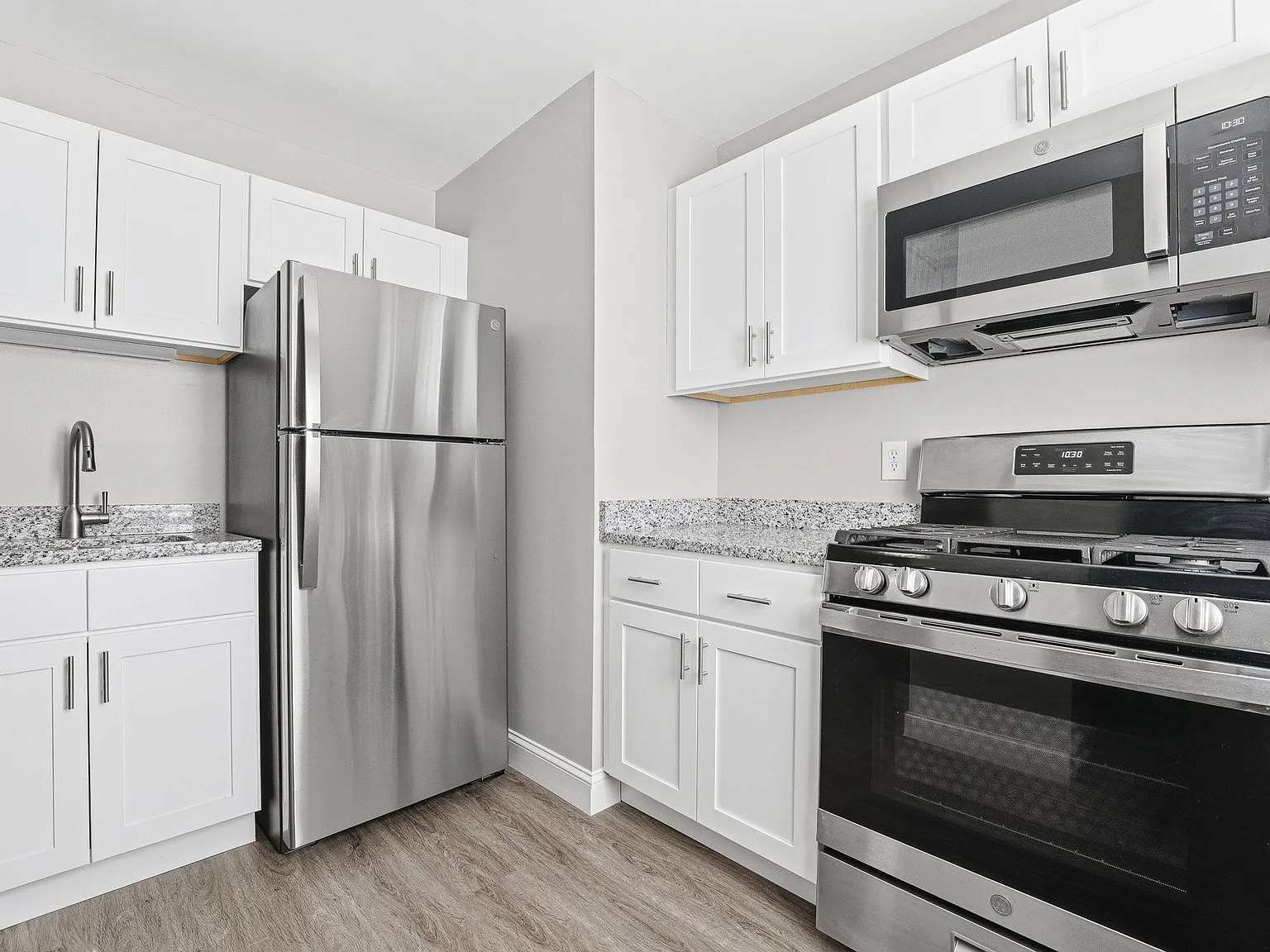 The Residences at Buttonwood — Photo 1