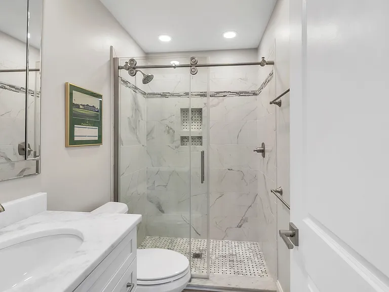800 Saint Andrews Dr — Photo 22