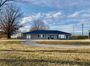10590 Pittman Rd, La Monte, MO 65337