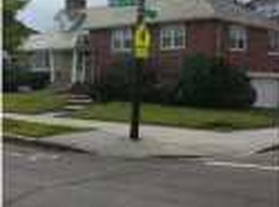 134-06 Rockaway Beach Blvd, Rockaway Park, NY 11694