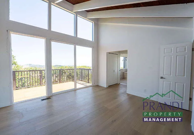 645 Fawn Dr — Photo 29