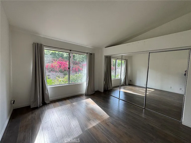 5 Meadowbrook — Photo 8