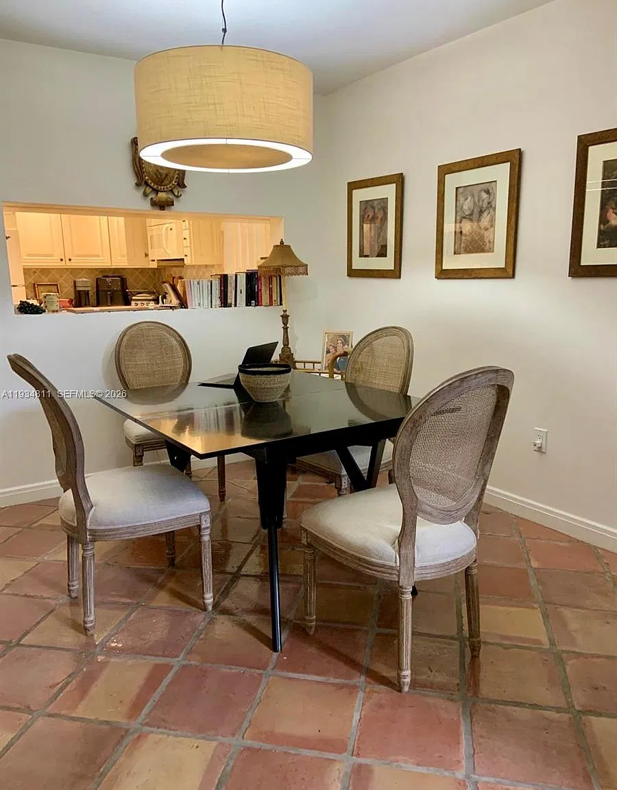 55 Ocean Lane Dr — Photo 4
