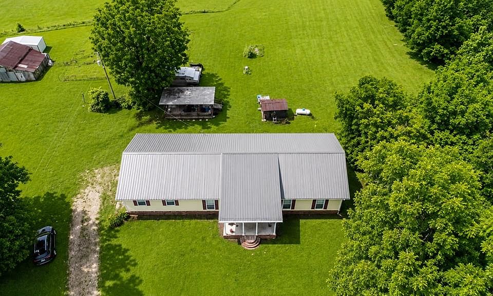 1st image of 439 County Road 300