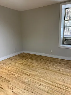 Rented by Heritage Realty LLC | media 8