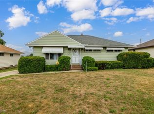 3720 Hetzel Dr, Parma, OH