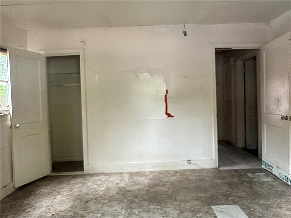 3rd image of 7326 Le Havre Rd