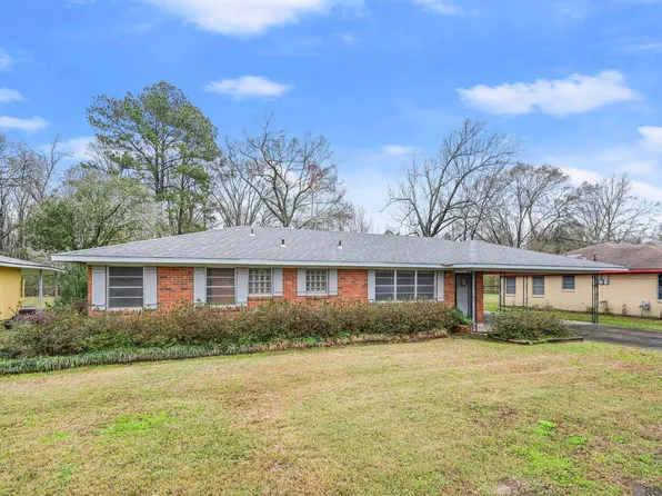 8652 Sharon Hills Blvd, Baton Rouge, LA 70811