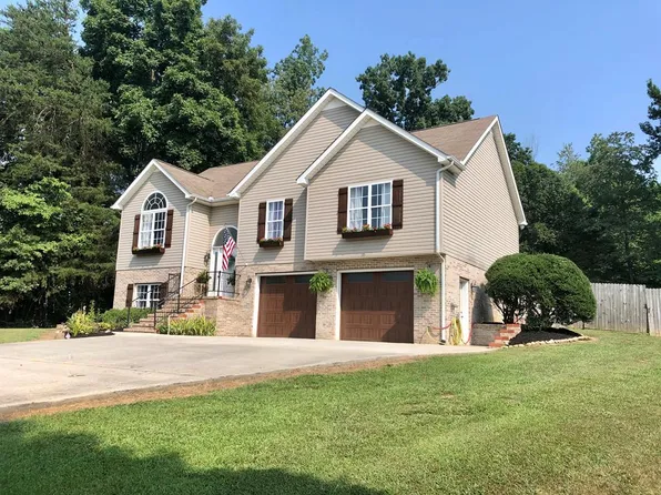 1775 Cobblestone Dr, Cookeville, TN 38506