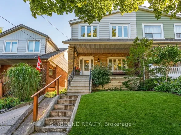 30 Woodmount Ave, Toronto, ON M4C 3X7