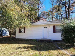 821 Edgehill Dr, Benton, AR 72015