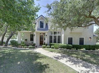 17 Falling Oaks Trl, The Hills, TX 78738