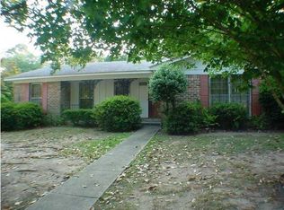 1005 Woodside Dr W, Mobile, AL 36608