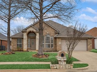 7216 Raintree Way, Denton, TX 76210