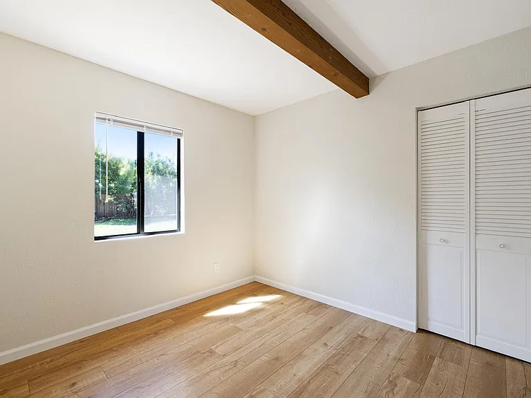 822 Shirley Ave — Photo 18