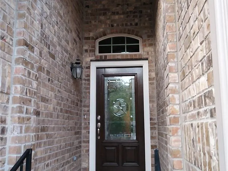 348 Stone View Trl — Photo 3