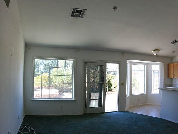4th image of 5992 Annmillie Ave