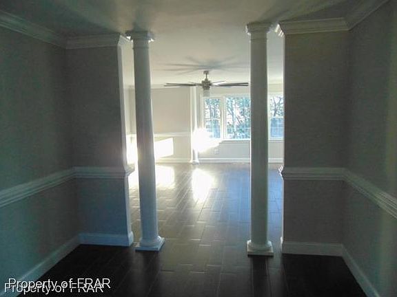 3rd image of 2407 Elmhurst Dr