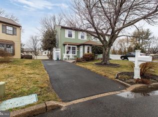 103 Cobblestone Cir, Horsham, PA 19044