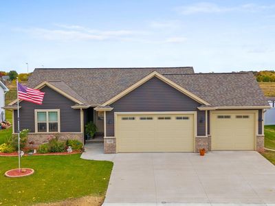 1037 Grassy Meadow Ln, Menasha, WI, 54952