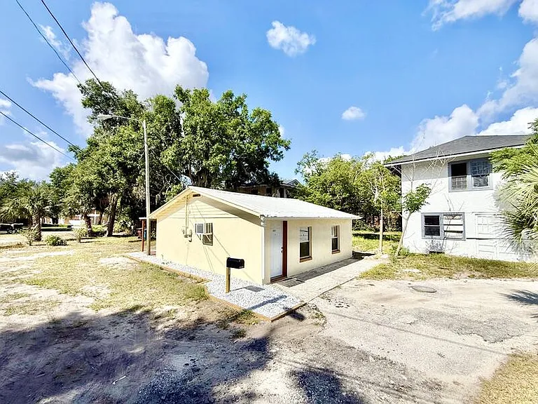 335 E Central Ave — Photo 5