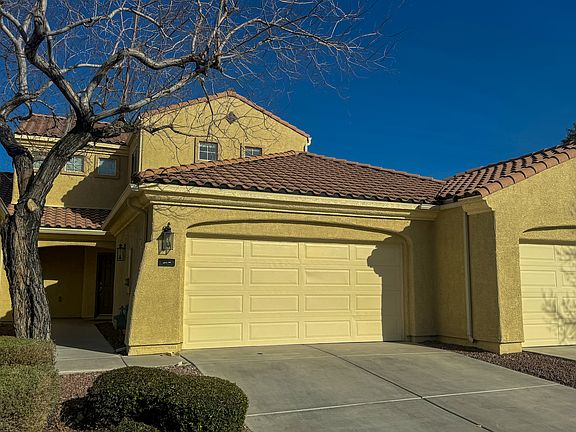 2nd image of 8904 Echo Grande Dr