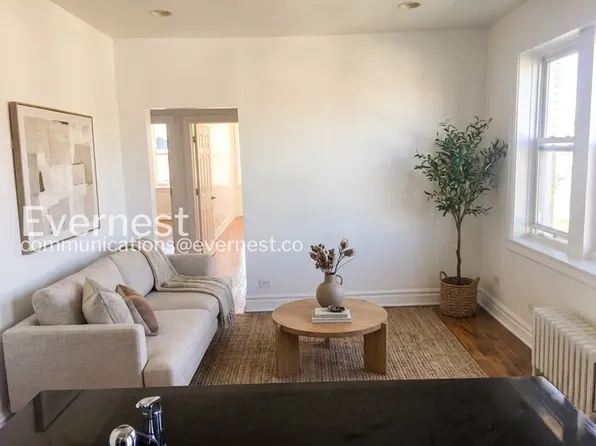 3434 W McLean Ave, Chicago, IL 60647