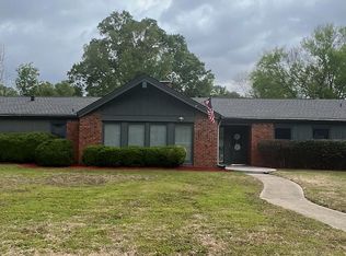4 Blackfriar Rd, Texarkana, TX 75503
