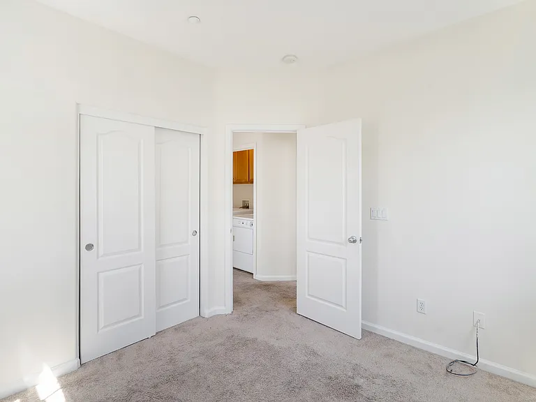 7981 Bellina St — Photo 30