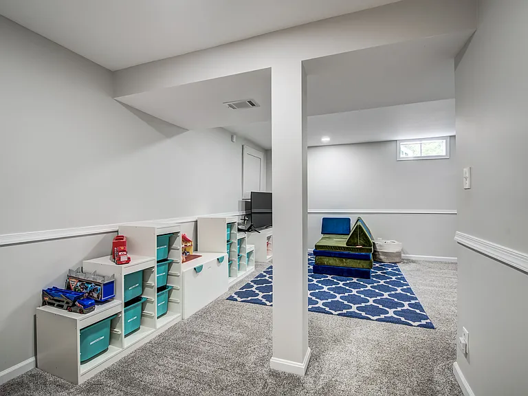 15744 Beau Ridge Dr — Photo 42