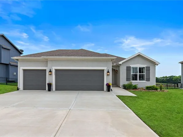 25191 W 148th Ter, Olathe, KS 66061