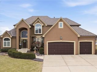 701 SW Admiral Byrd Dr, Lees Summit, MO 64082