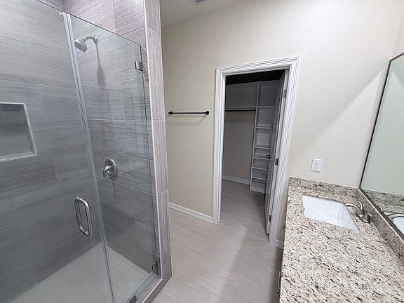 5th image of 3734 Avenida Residencial