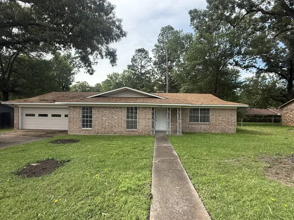 2108 E 24th St, Texarkana, AR 71854