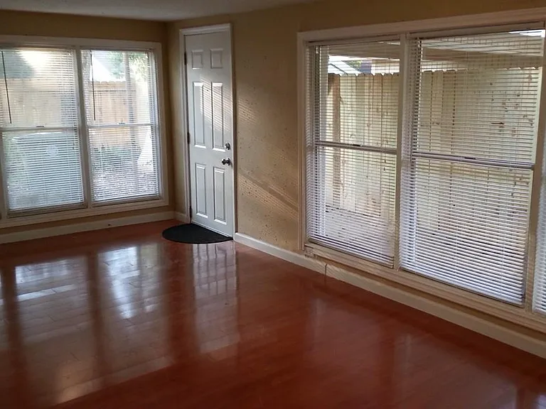 5603 Northridge Dr — Photo 9