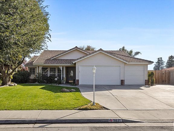2nd image of 9821 Blackfoot Dr