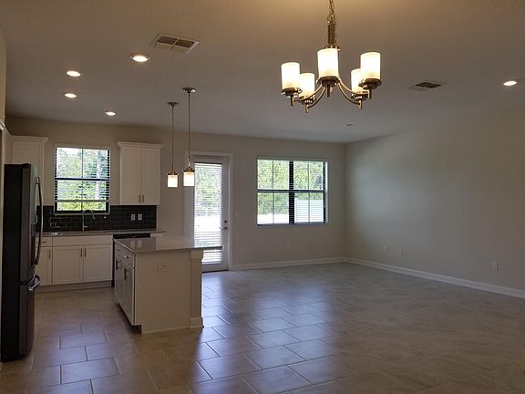 4th image of 11276 Whistling Pine Way