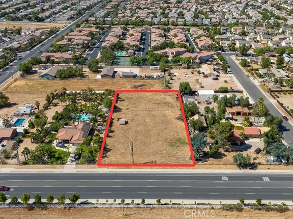 1666 E Rider St #A, Perris, CA 92571