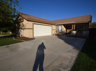 2105 Beech Tree Ct, Mentone, CA 92359