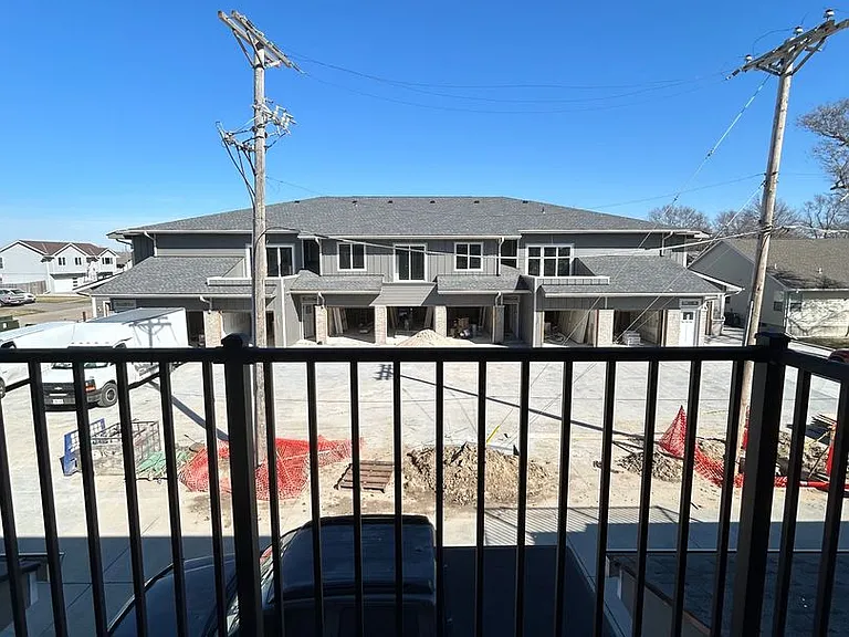 2723 Adams St — Photo 45